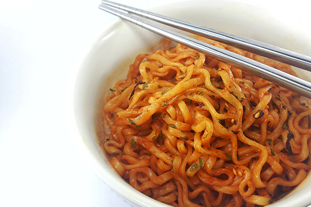 Samyang Spicy Noodles